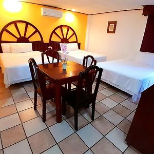 Habitación Triple Económica